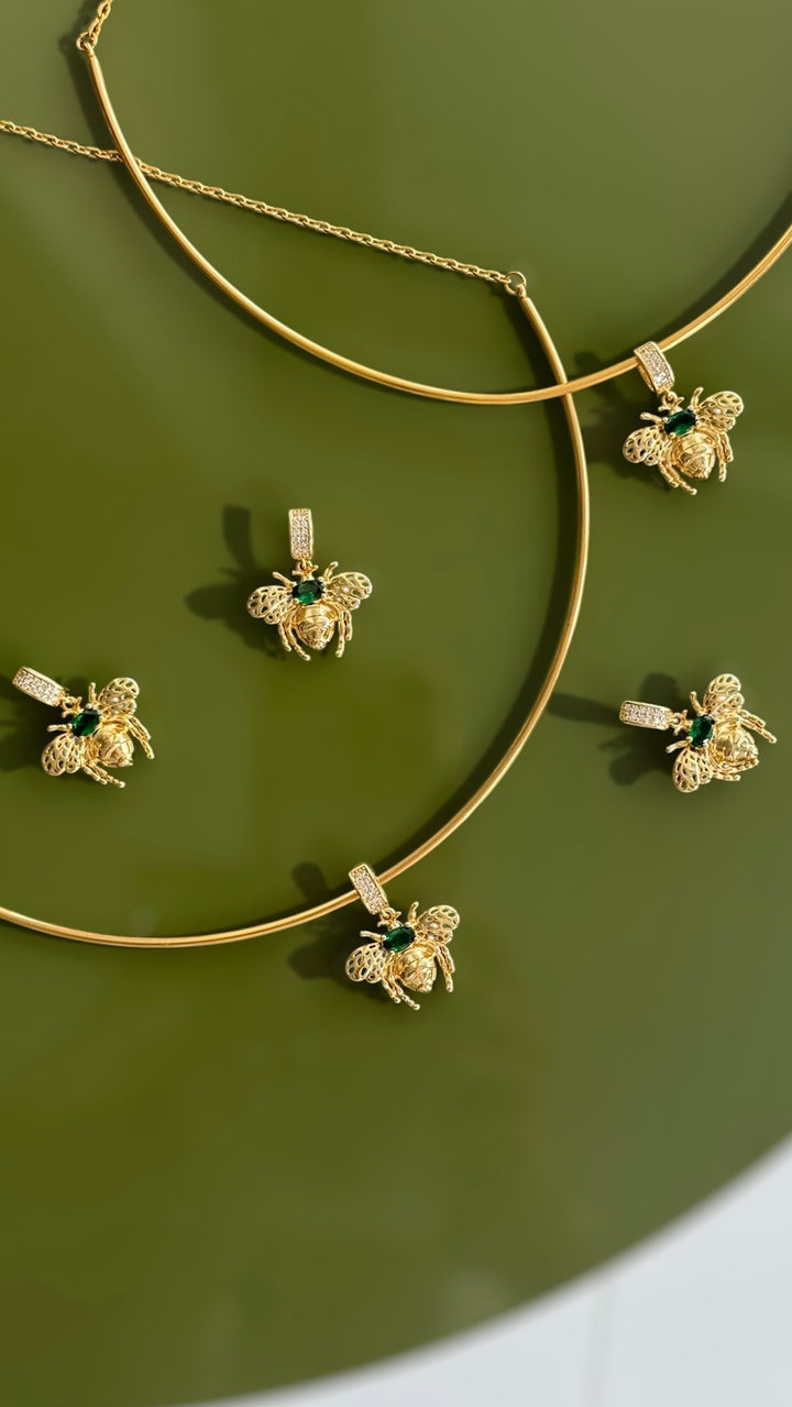 Queen Bee Collar - Gold Filled