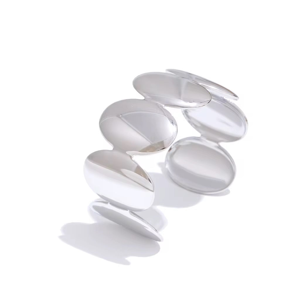Lisandra Bangle - Gold Filled